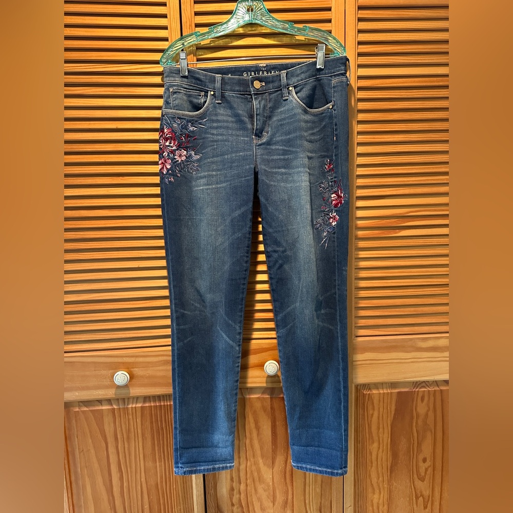 WHBM Embroidered "Girlfriend" Denim Jeans size 6
